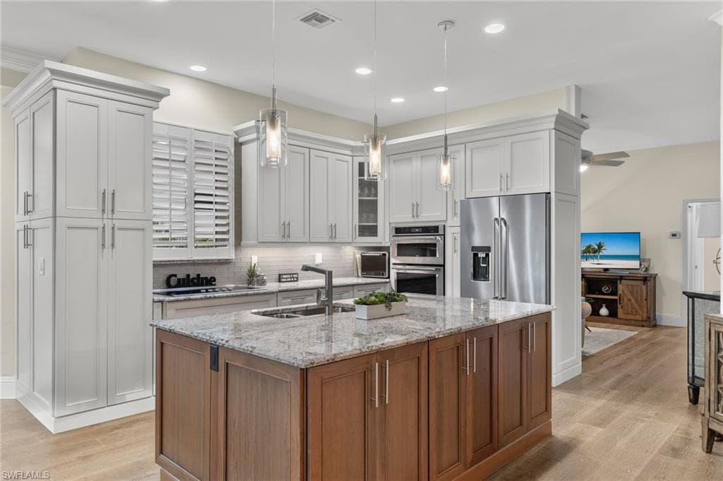 1737 York Island Dr, Naples, FL 34112-10