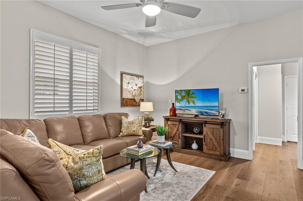 1737 York Island Dr, Naples, FL 34112-16
