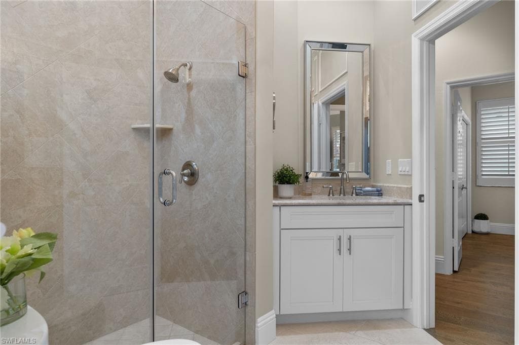 1737 York Island Dr, Naples, FL 34112-22