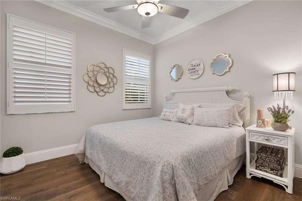 1737 York Island Dr, Naples, FL 34112-24