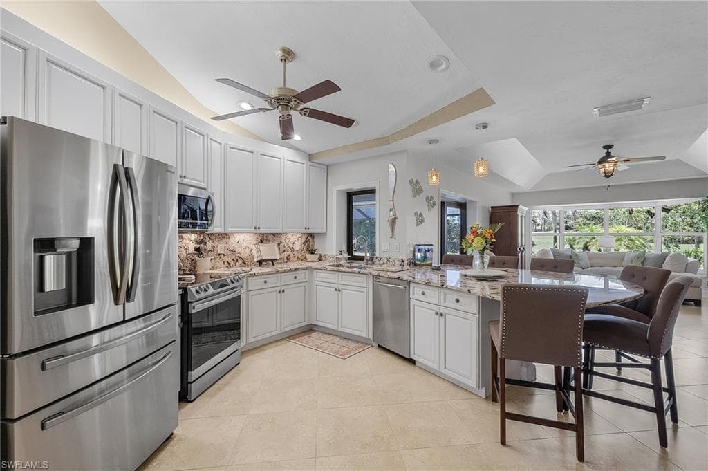 813 Saint Andrews Blvd, Naples, FL 34113-12