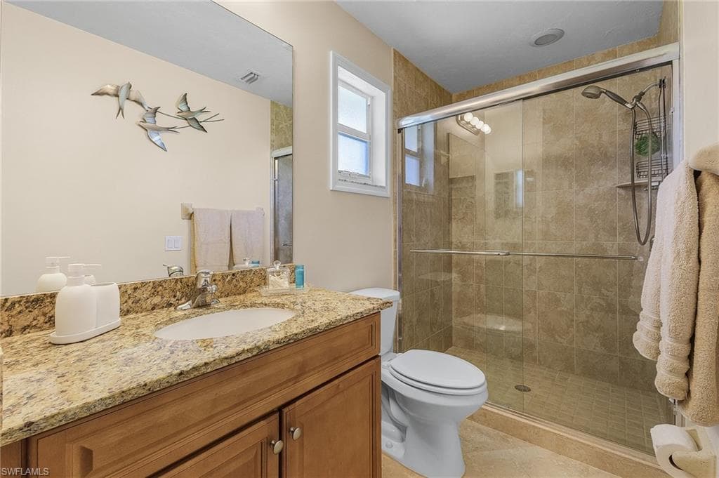 813 Saint Andrews Blvd, Naples, FL 34113-17