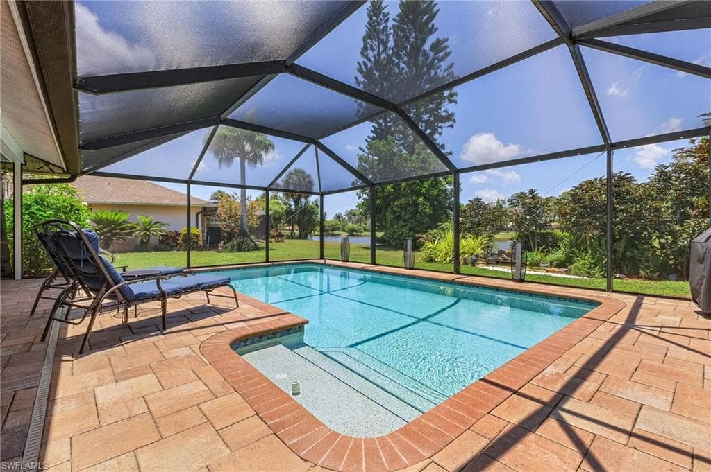 813 Saint Andrews Blvd, Naples, FL 34113-5