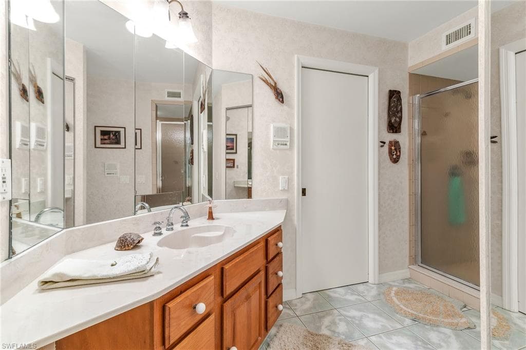 1200 Butterfly Ct, Marco Island, FL 34145-10