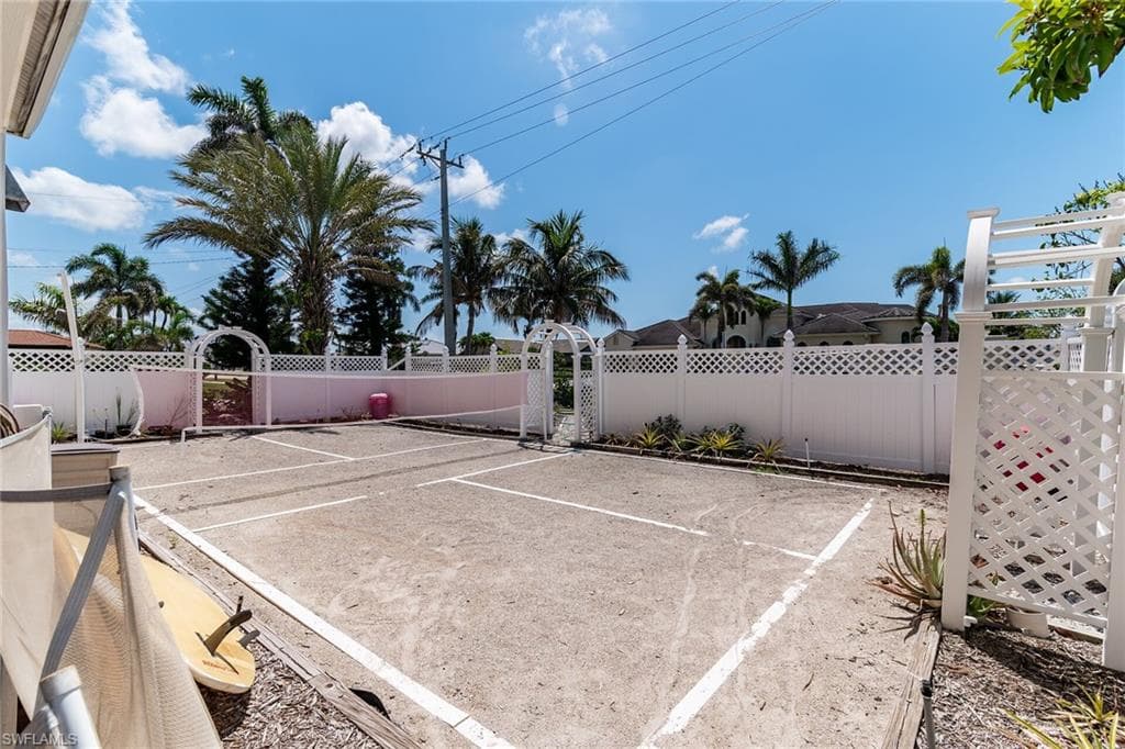1200 Butterfly Ct, Marco Island, FL 34145-43