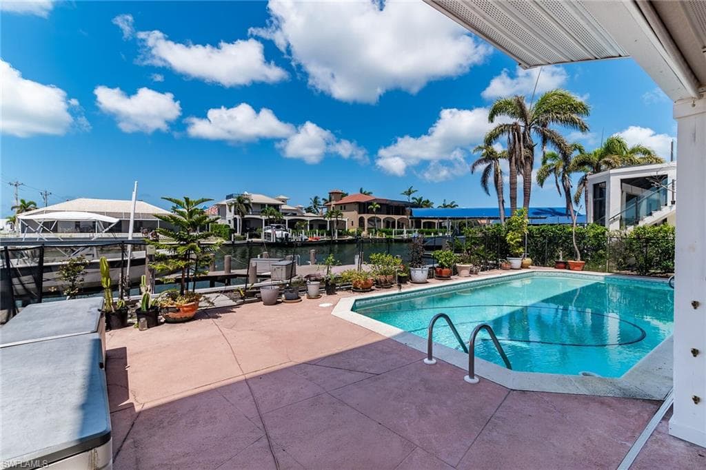 1200 Butterfly Ct, Marco Island, FL 34145-44