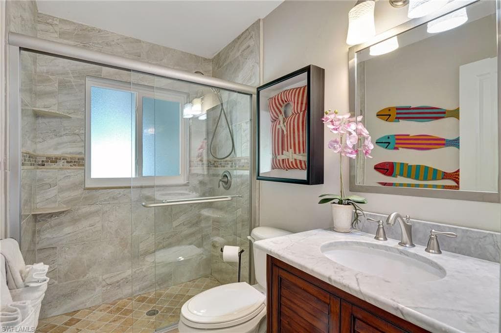 1387 28th Ave N, Naples, FL 34103-16