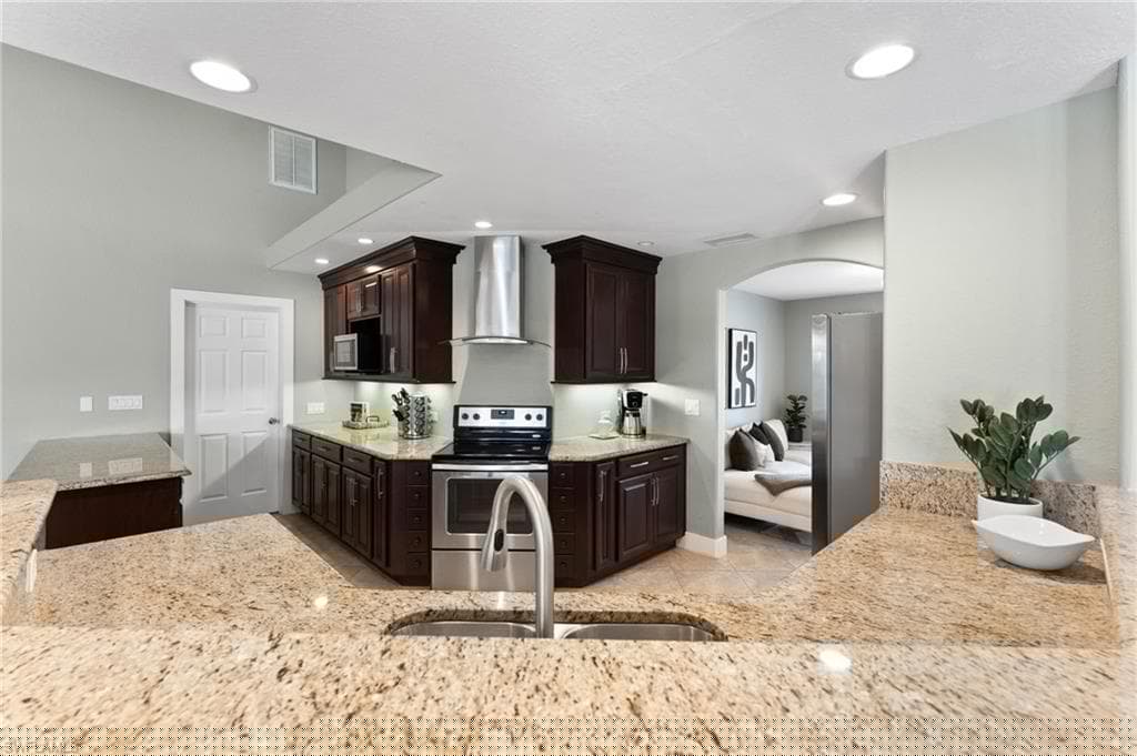 1107 El Dorado Pkwy W, Cape Coral, FL 33914-14