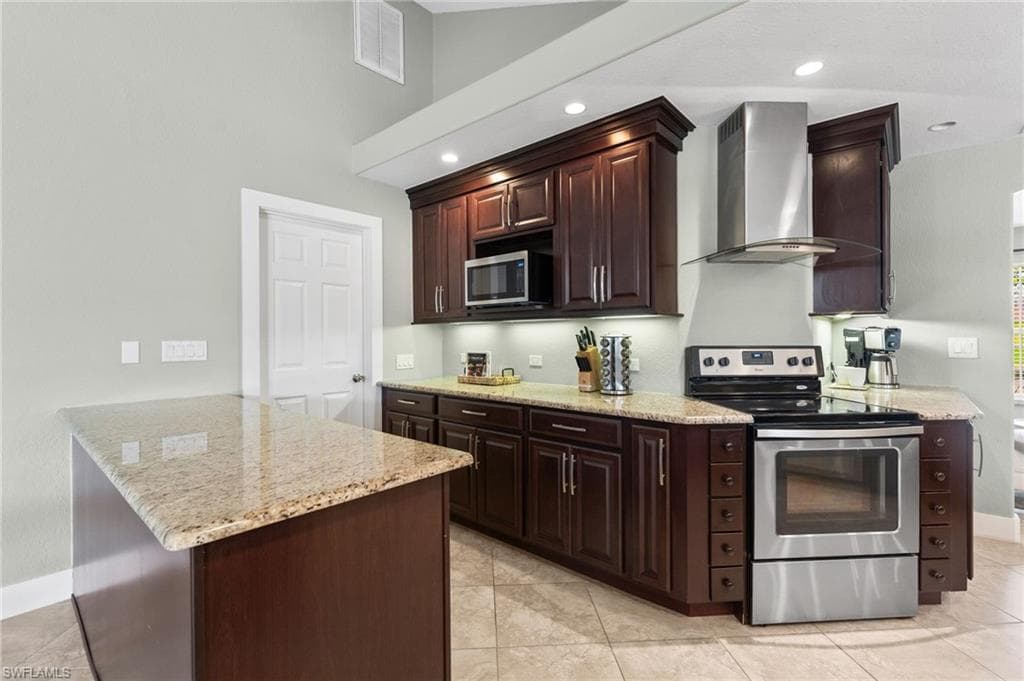 1107 El Dorado Pkwy W, Cape Coral, FL 33914-18