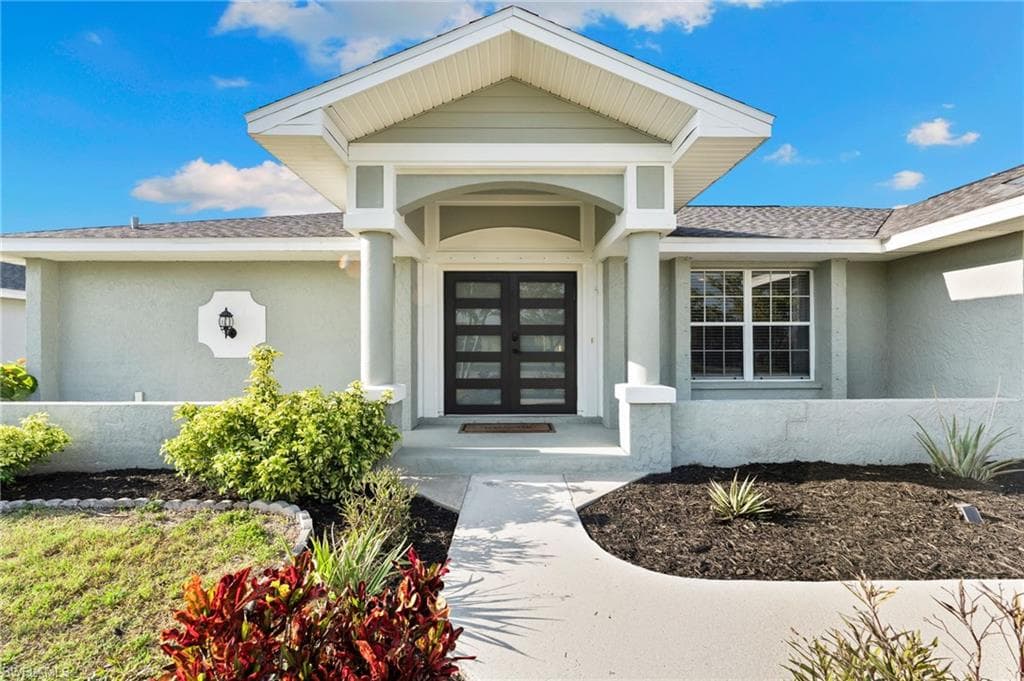 1107 El Dorado Pkwy W, Cape Coral, FL 33914-3