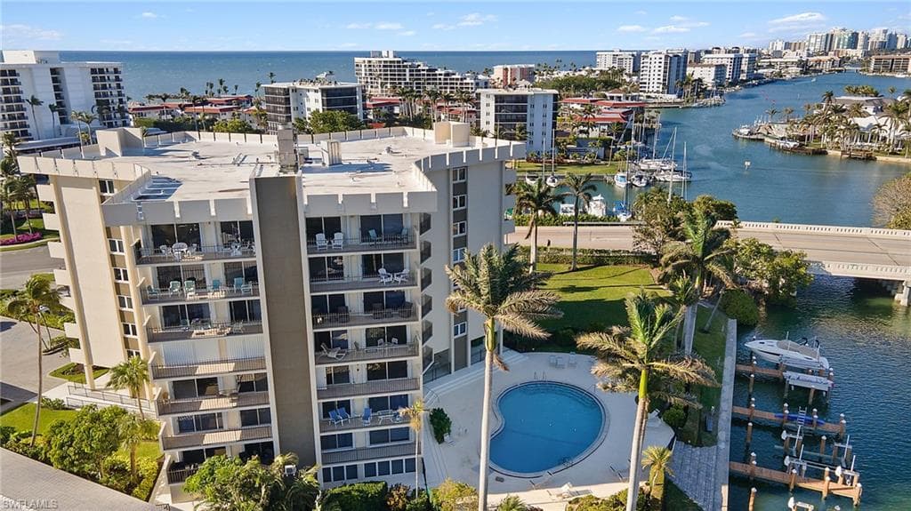 2150 Gulf Shore Blvd N 701, Naples, FL 34103-18