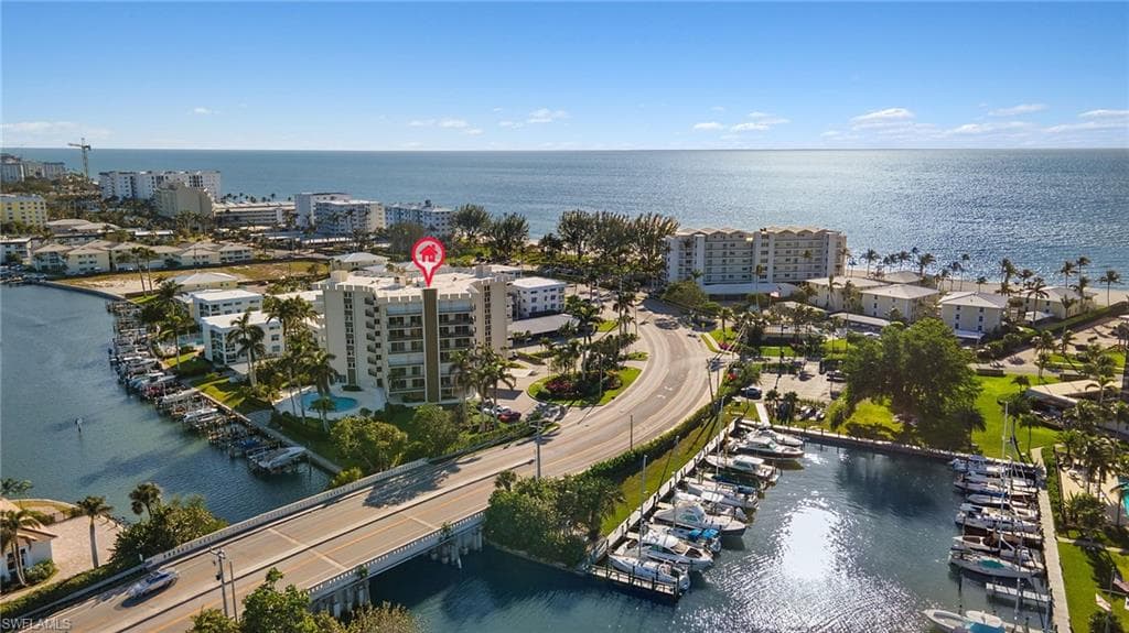 2150 Gulf Shore Blvd N 701, Naples, FL 34103-24