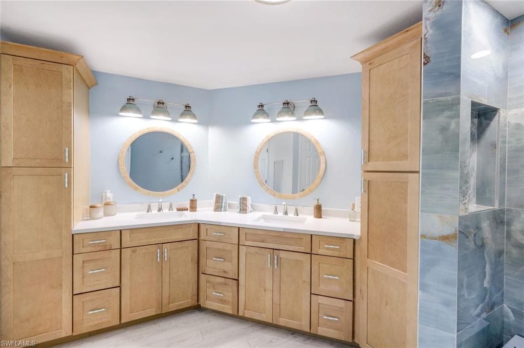 6260 Bellerive Ave 402, Naples, FL 34119-16