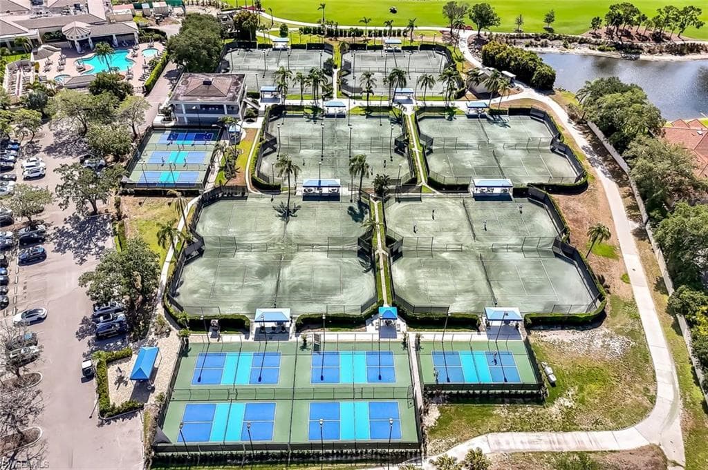 6260 Bellerive Ave 402, Naples, FL 34119-25