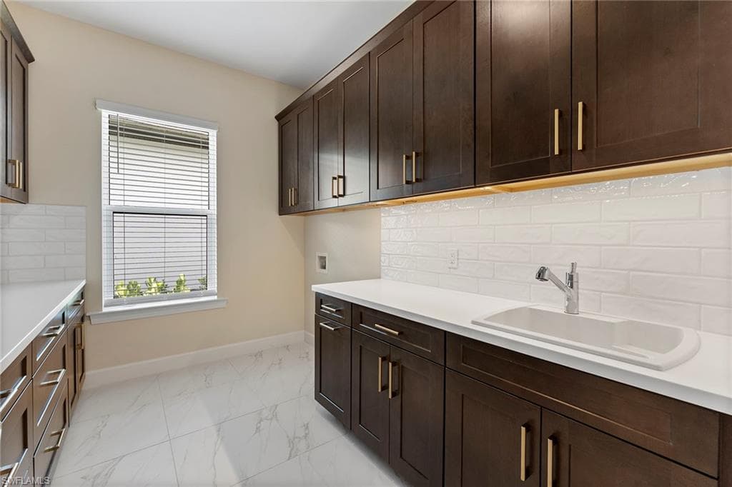 15456 Turin Dr, Naples, FL 34114-25