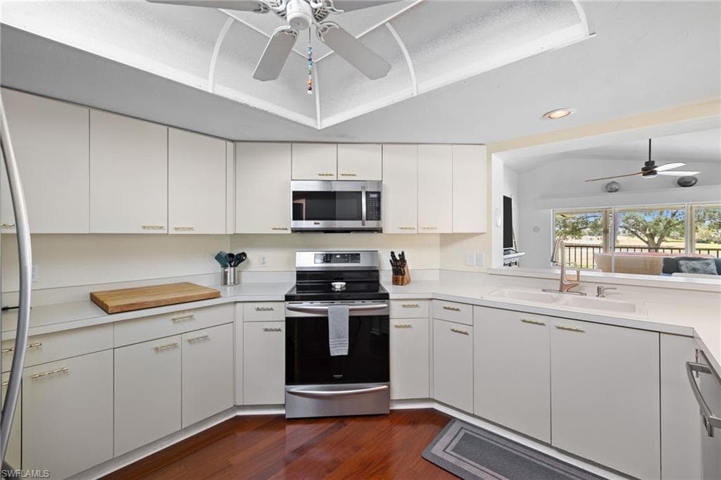 6290 Bellerive Ave 105, Naples, FL 34119-15