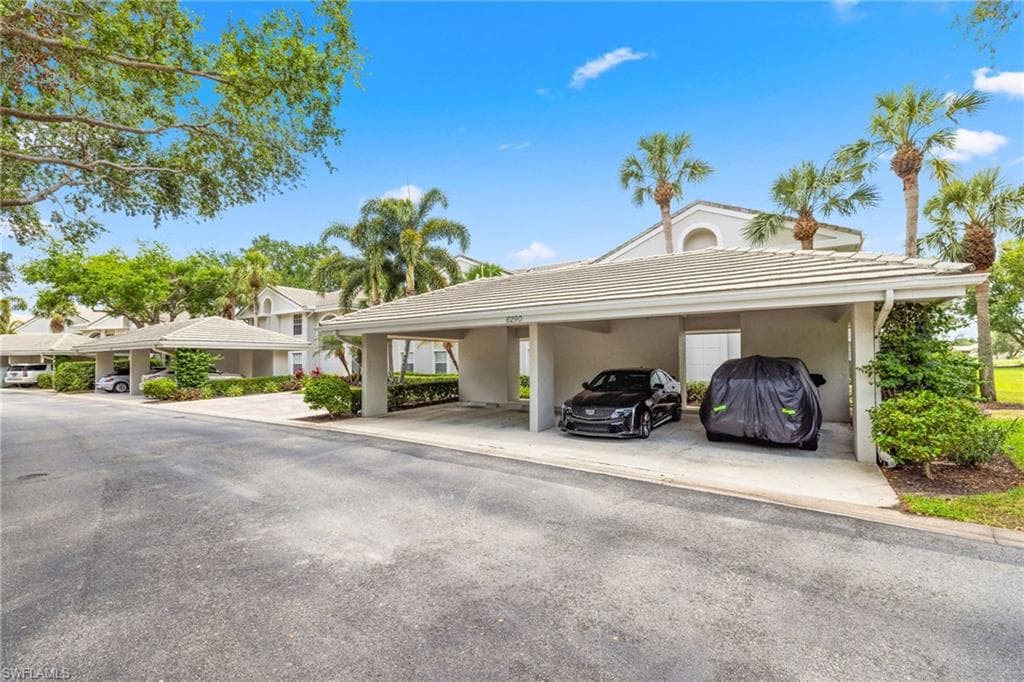 6290 Bellerive Ave 105, Naples, FL 34119-26