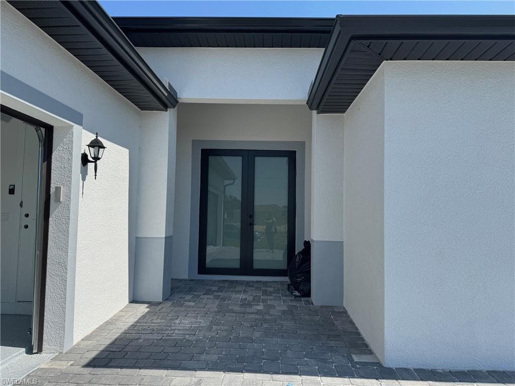 4206 15th St SW, Lehigh Acres, FL 33976-3