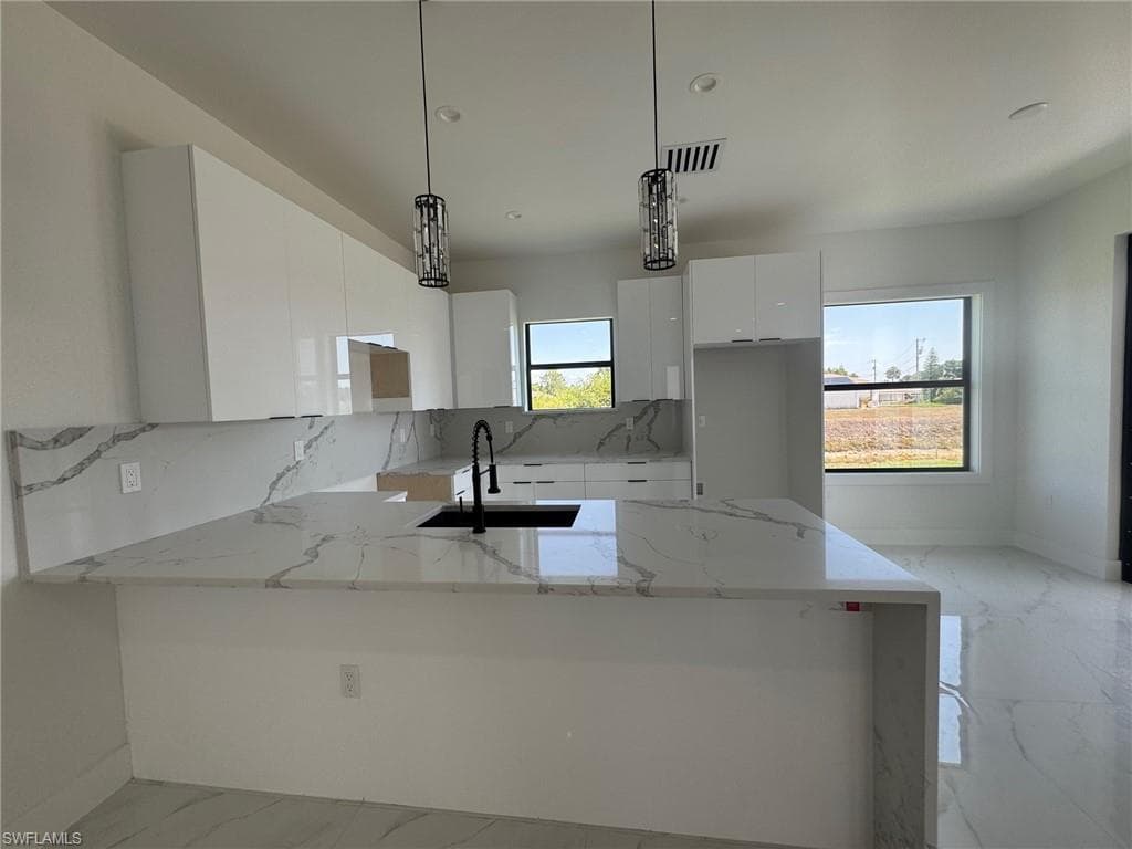 4206 15th St SW, Lehigh Acres, FL 33976-7