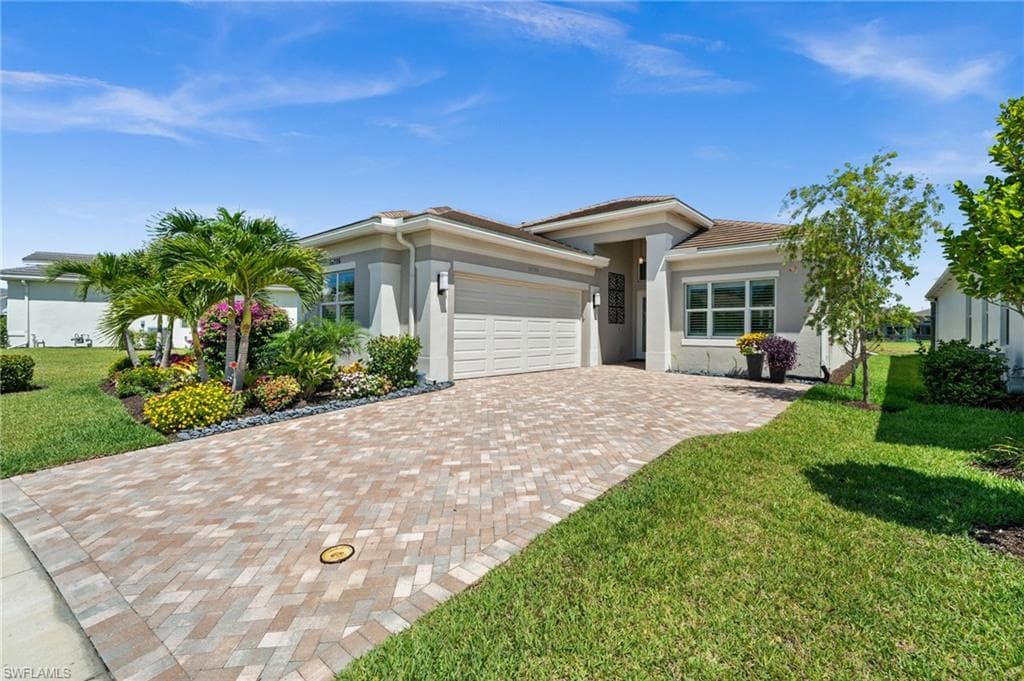 16706 Calistoga Dr, Bonita Springs, FL 34135-33