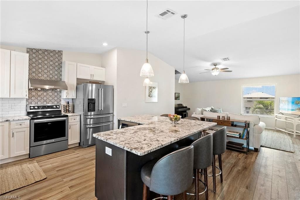 21531 Madera Rd, Fort Myers Beach, FL 33931-9