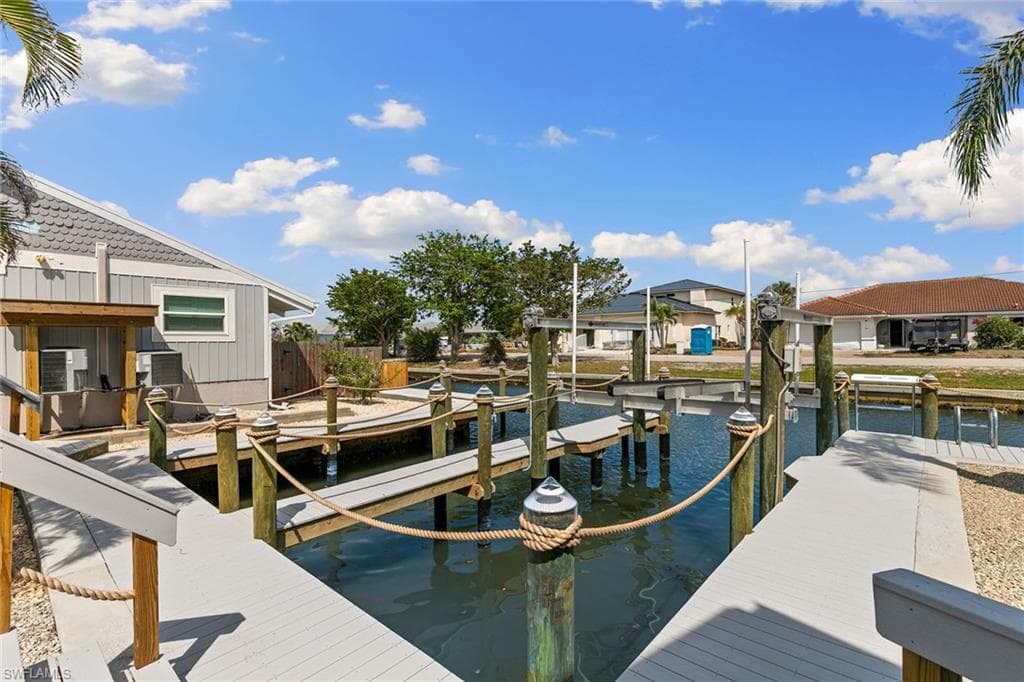 21531 Madera Rd, Fort Myers Beach, FL 33931-36