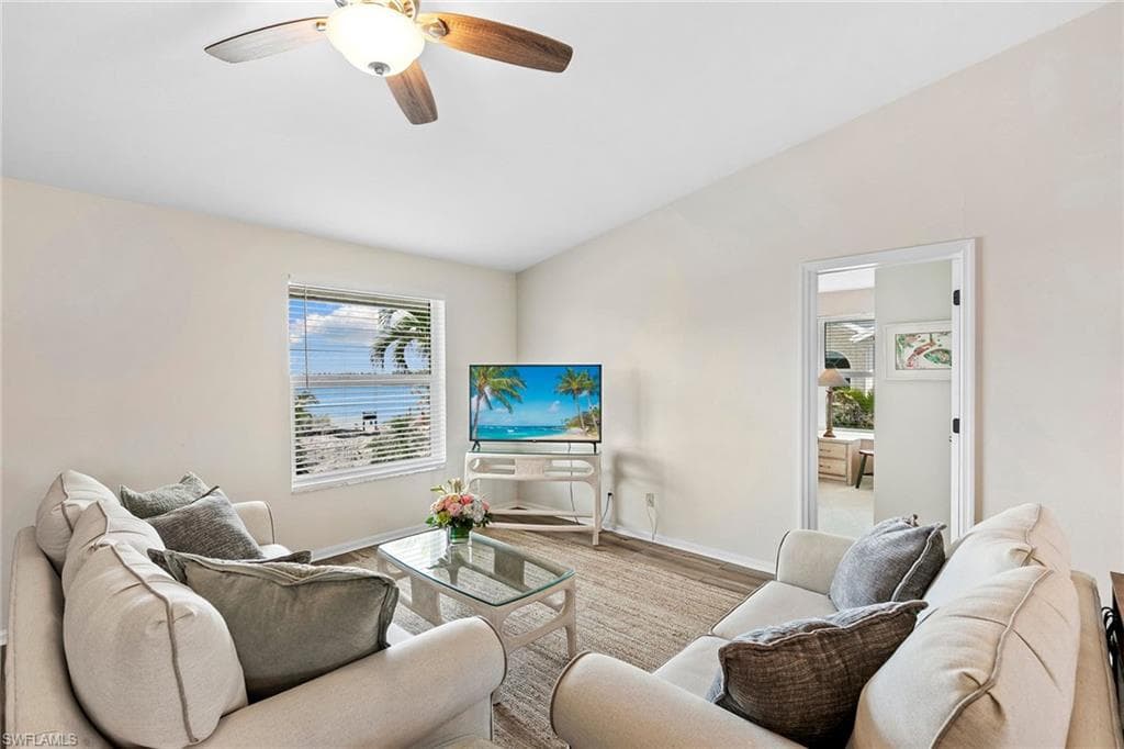 21531 Madera Rd, Fort Myers Beach, FL 33931-5