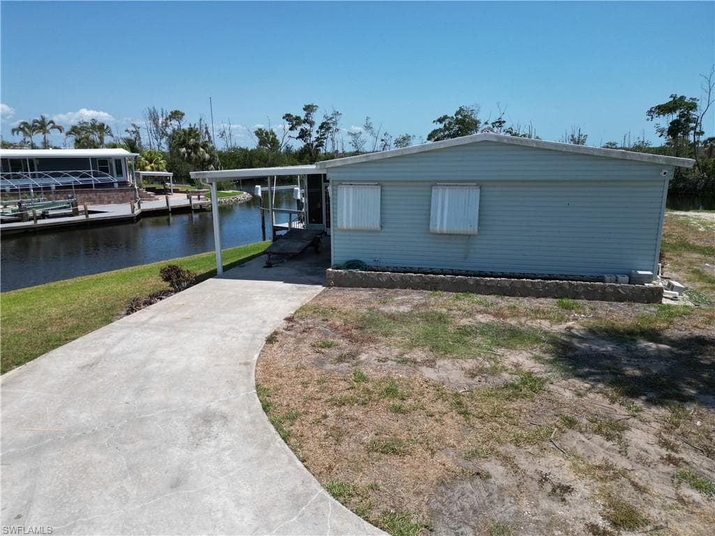 17931 Peppard Dr, Fort Myers Beach, FL 33931-2