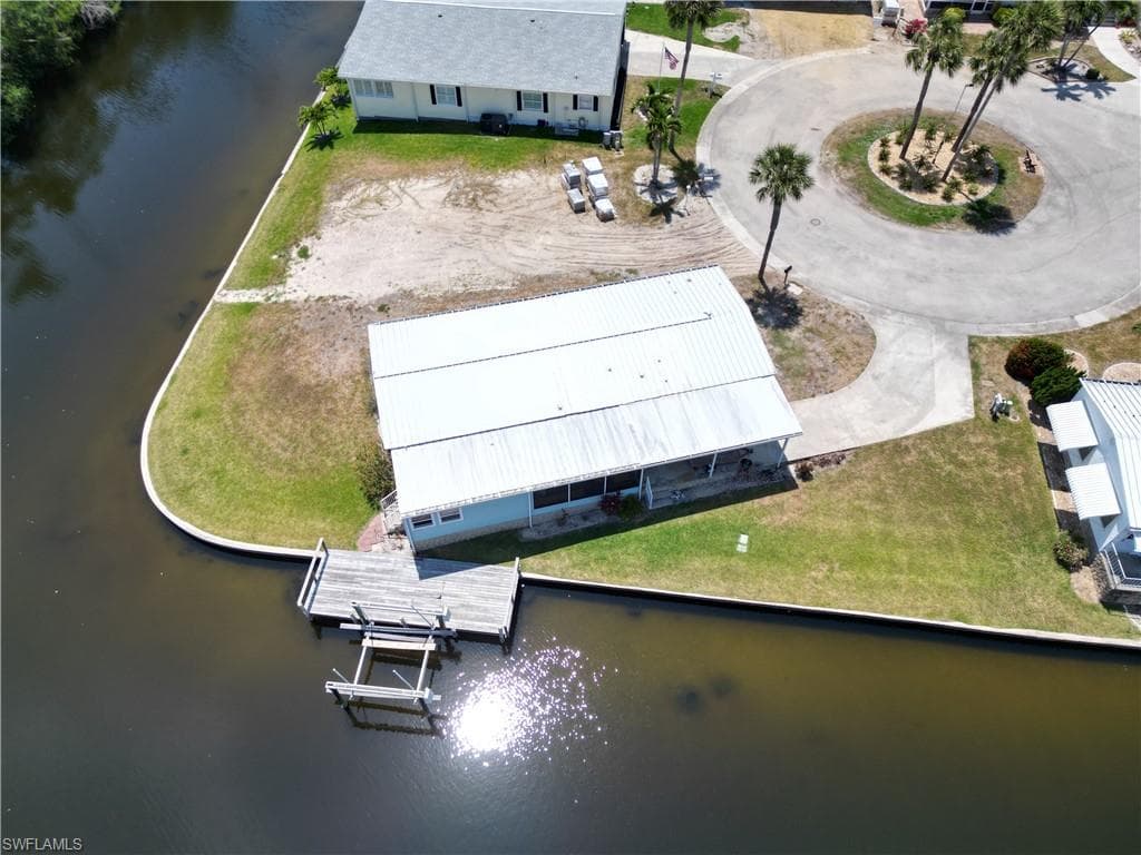 17931 Peppard Dr, Fort Myers Beach, FL 33931-6