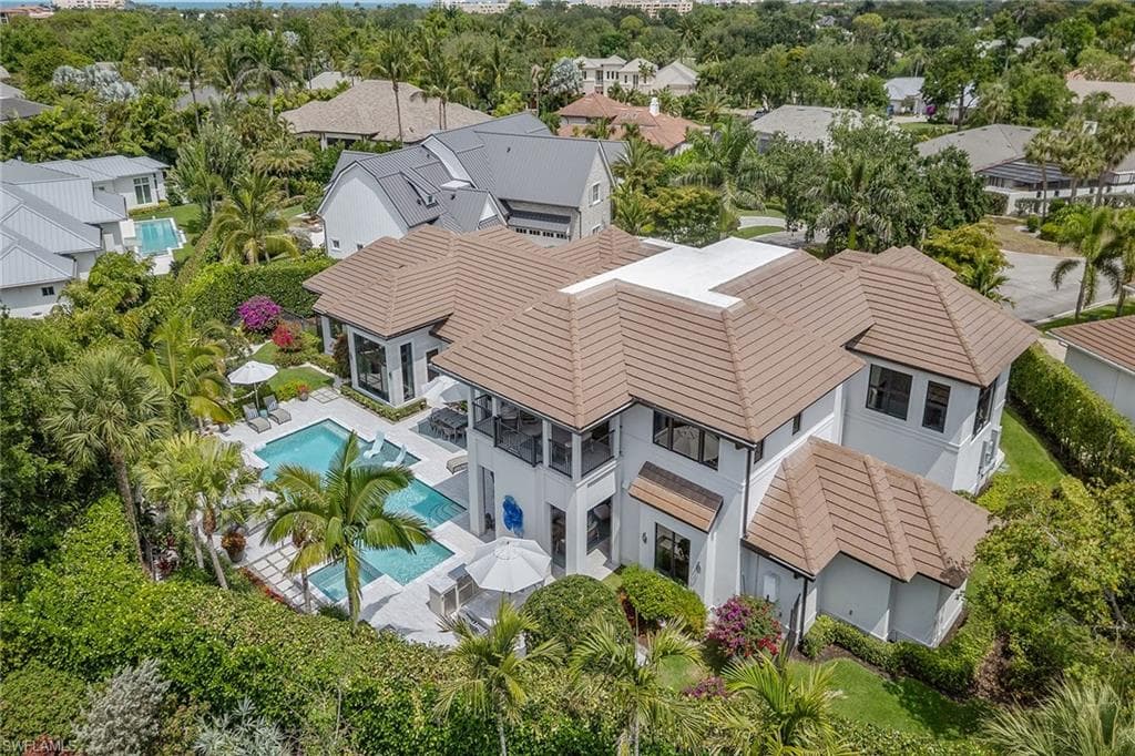 714 Killdeer Pl, Naples, FL 34108-29