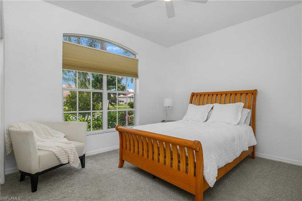 170 Vista Ln, Naples, FL 34119-19