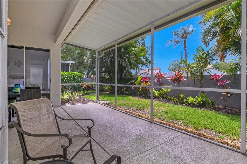 170 Vista Ln, Naples, FL 34119-22