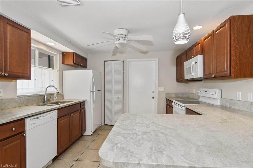 28058 Oak Ln, Bonita Springs, FL 34135-8
