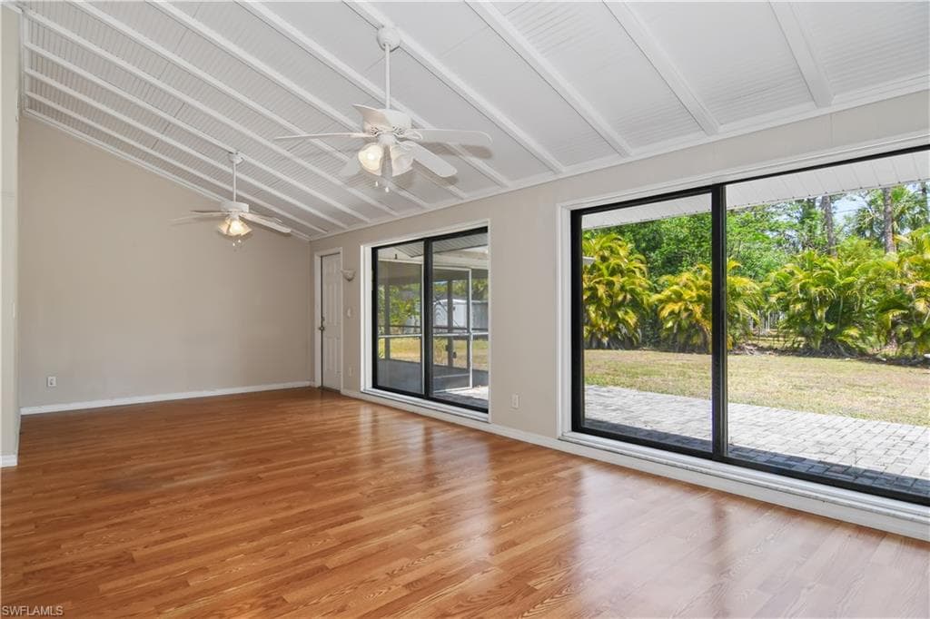 28058 Oak Ln, Bonita Springs, FL 34135-9