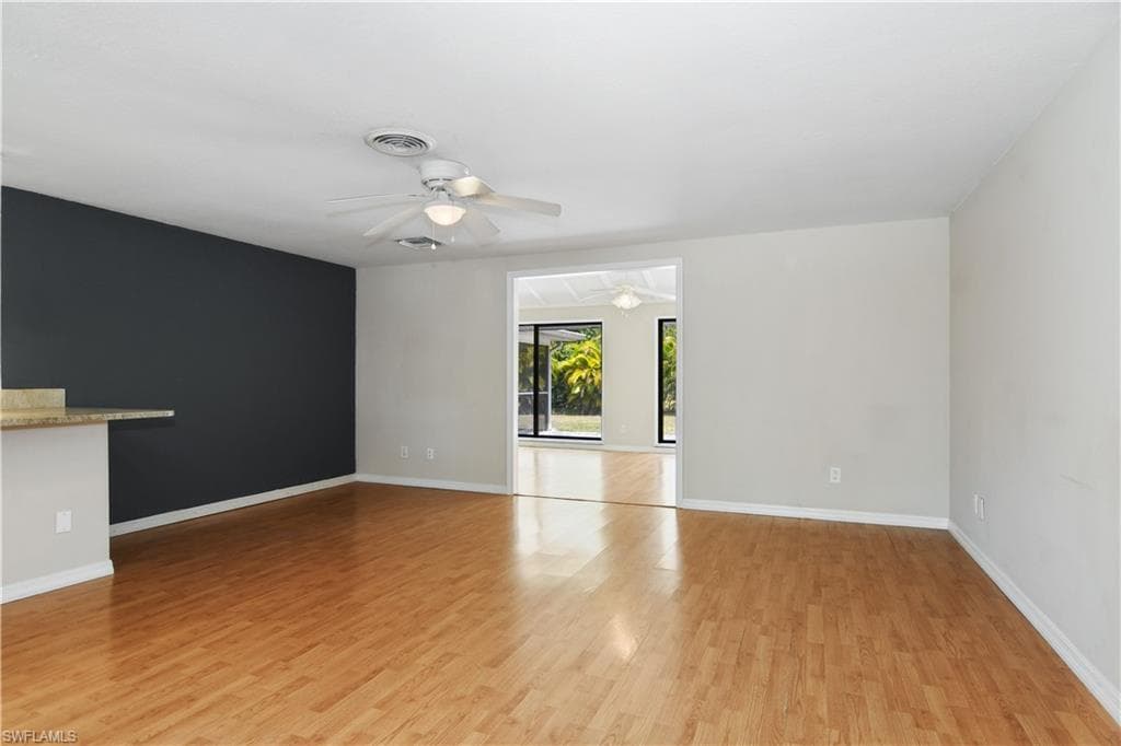 28058 Oak Ln, Bonita Springs, FL 34135-5