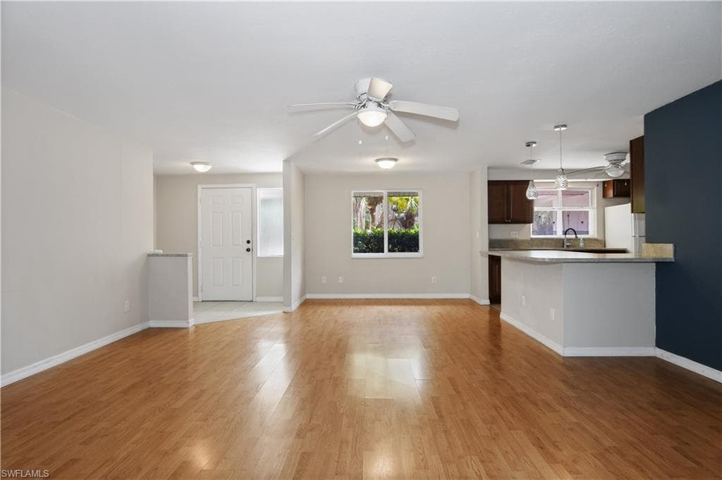 28058 Oak Ln, Bonita Springs, FL 34135-7