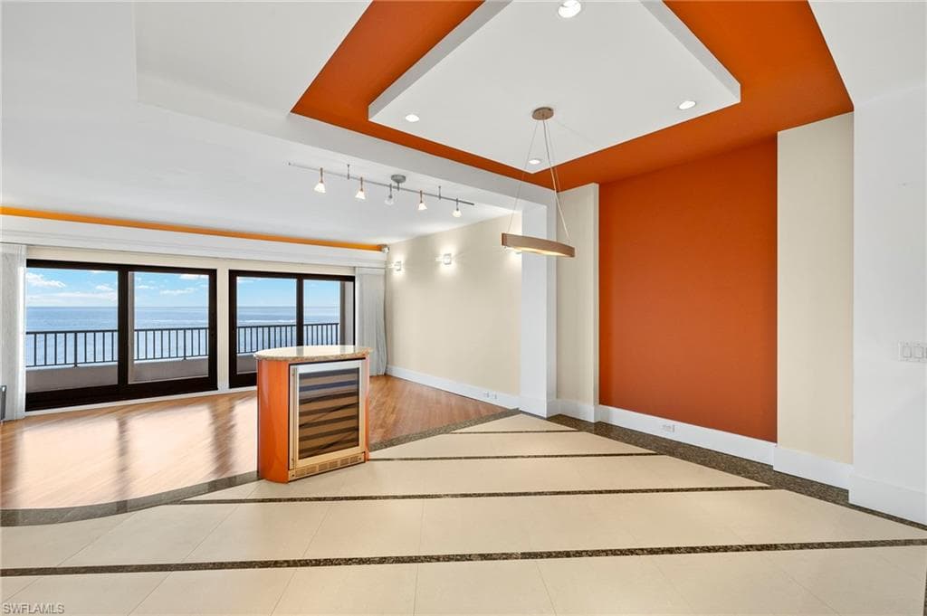 625 La Peninsula Blvd 625, Naples, FL 34113-14
