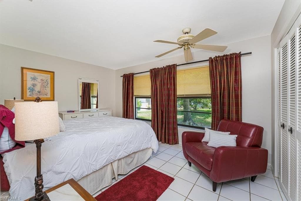 116 Short Ct, Naples, FL 34112-23