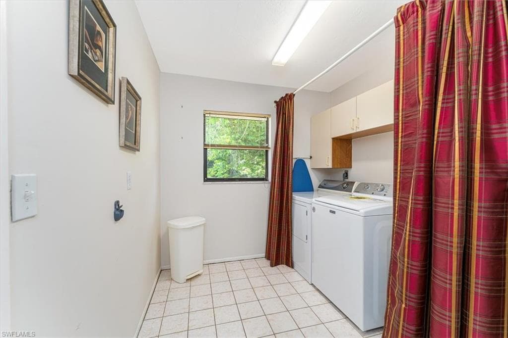 116 Short Ct, Naples, FL 34112-26