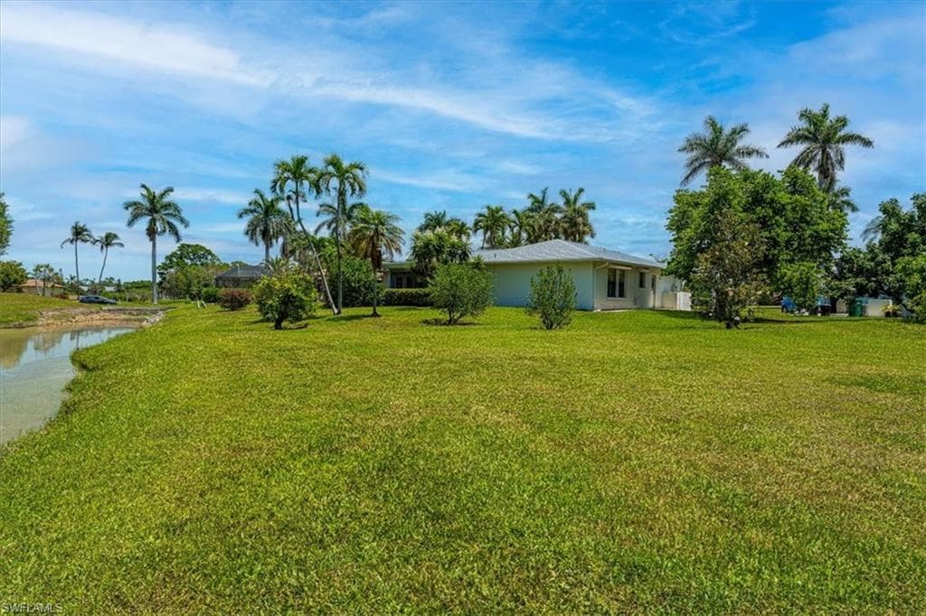 116 Short Ct, Naples, FL 34112-32