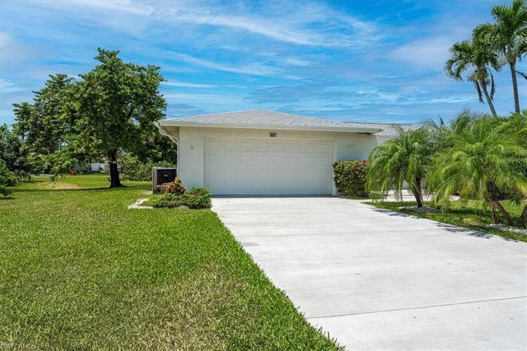 116 Short Ct, Naples, FL 34112-36