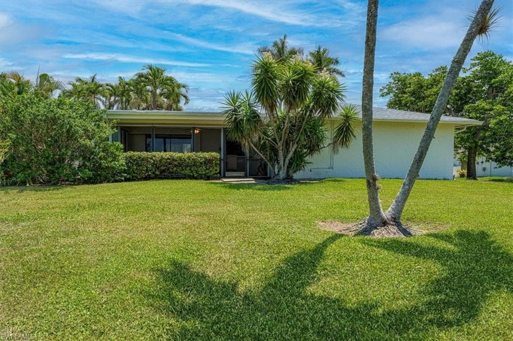 116 Short Ct, Naples, FL 34112-4