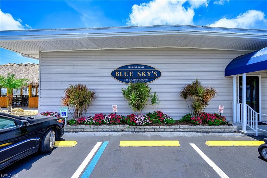 149 Kim Dr 149, Naples, FL 34104-20