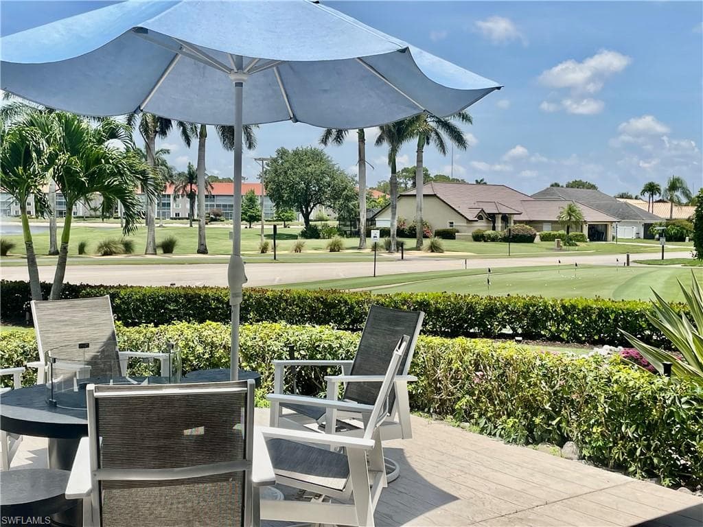 5985 Bloomfield Cir D205, Naples, FL 34112-25
