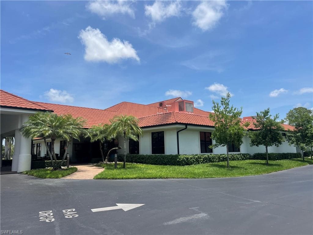 5985 Bloomfield Cir D205, Naples, FL 34112-26