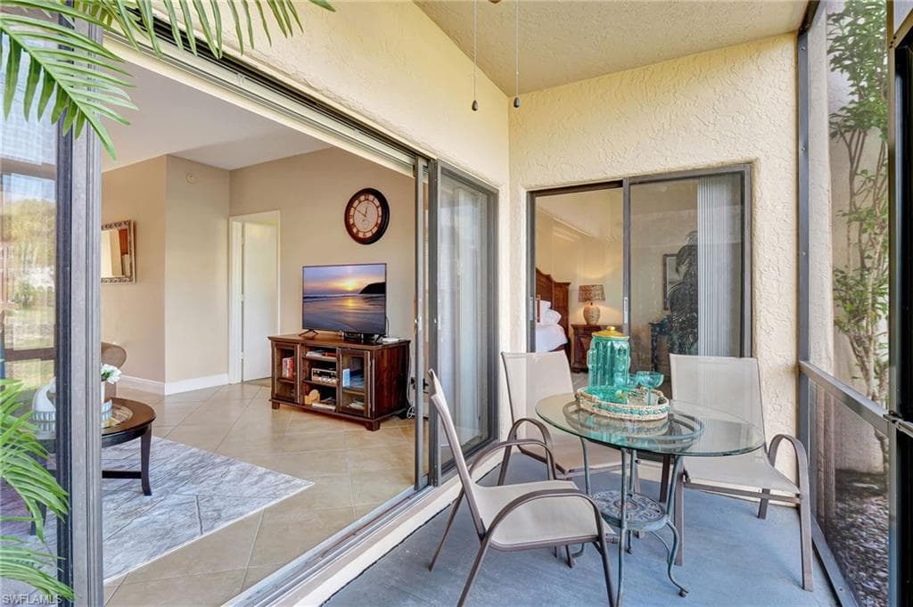 3326 Olympic Dr 413, Naples, FL 34105-13