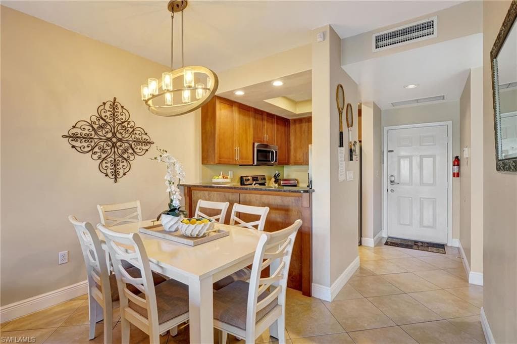3326 Olympic Dr 413, Naples, FL 34105-19