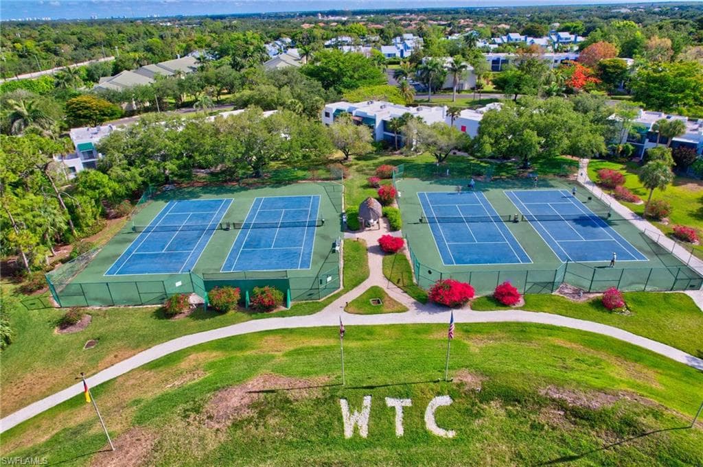 3326 Olympic Dr 413, Naples, FL 34105-37