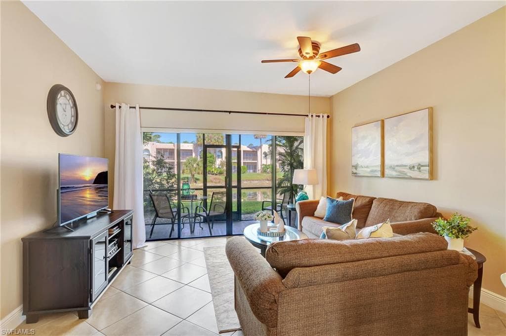3326 Olympic Dr 413, Naples, FL 34105-4