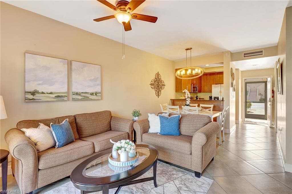 3326 Olympic Dr 413, Naples, FL 34105-8